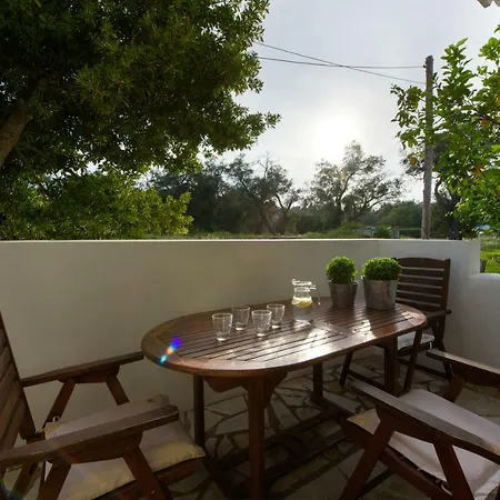 Retreats * קאבוס