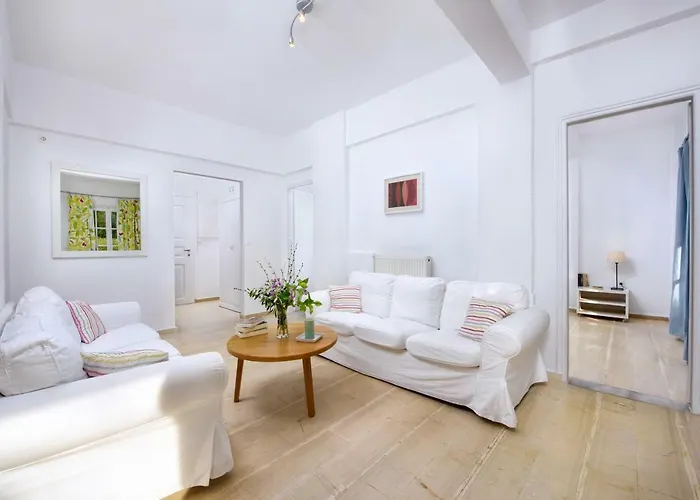 Retreats * Κάβος